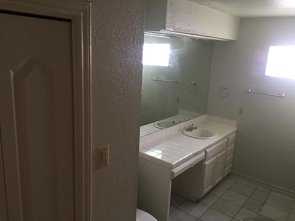 4th image of 1701 Corpus Christi St APT 1