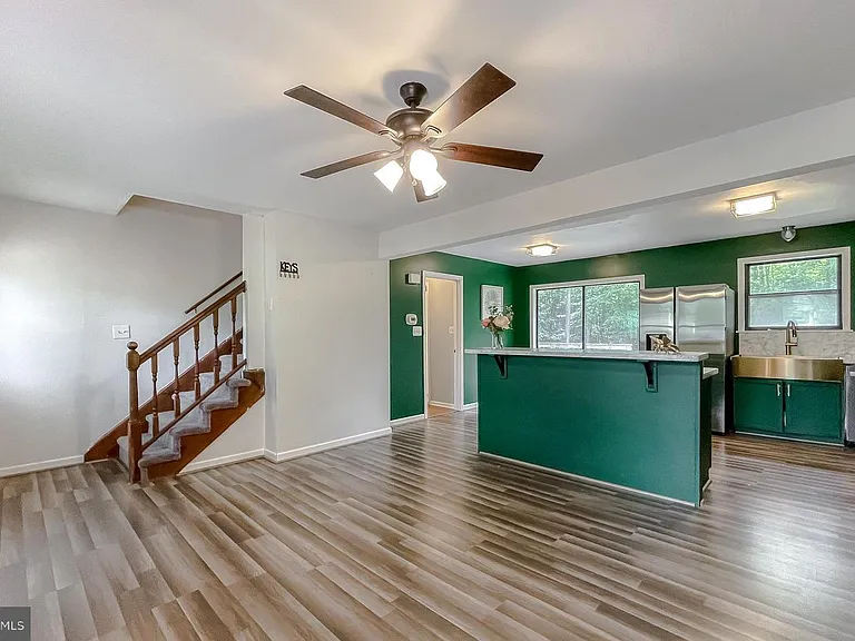 45381 Abell Dr — Photo 3