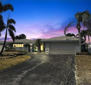 1311 Sea Gull Dr S, Saint Petersburg, FL, 33707