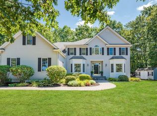 27 Old Cart Path, Holliston, MA 01746