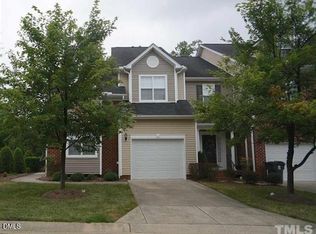128 Florians Dr, Holly Springs, NC 27540