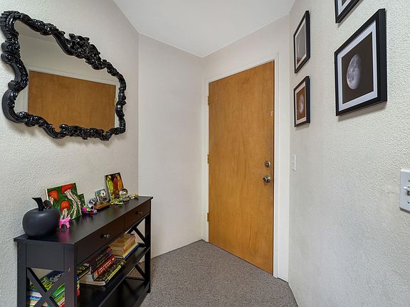2nd image of 100 E Manzanita St