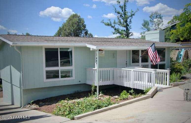 1st image of 487 Stewart Cir