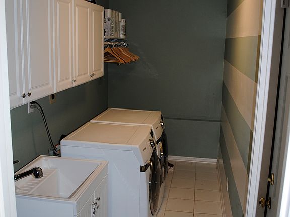 4th image of 102 Windover Ave NW