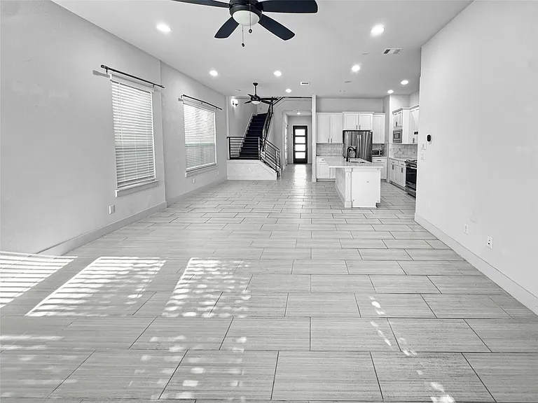 1220 Westborough Ln — Photo 3