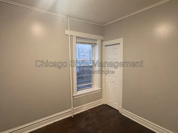 7421 S Dante Ave #1, Chicago, IL 60619