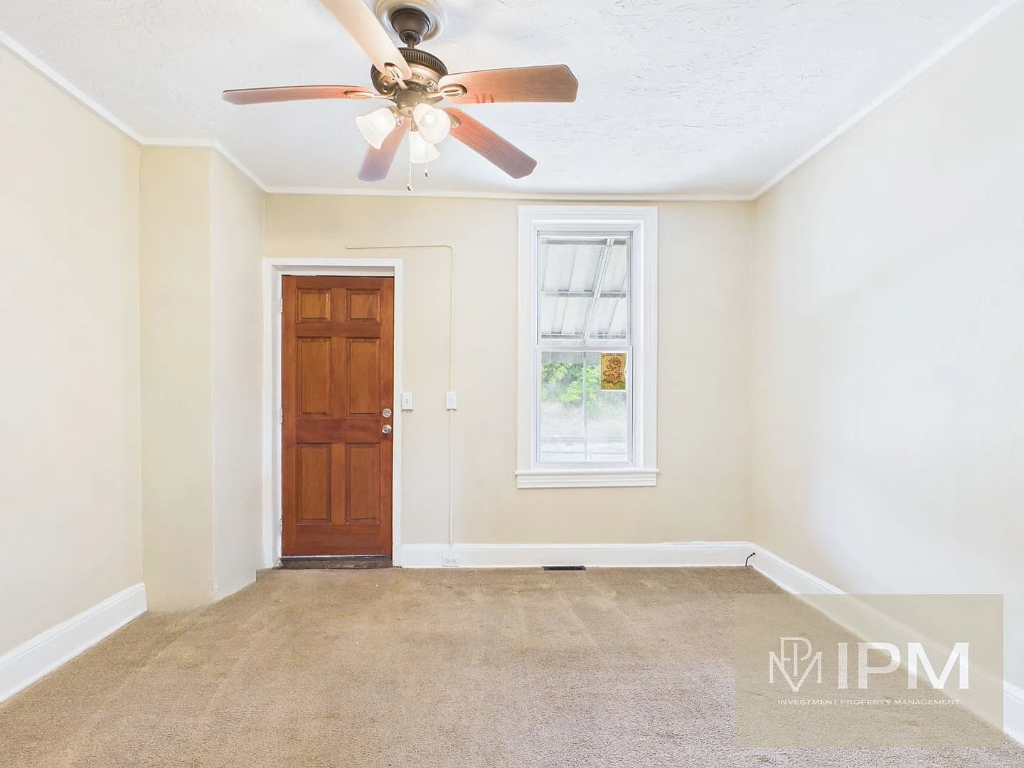 Charming 3 Bedroom, 1 Bath Home in York, Pa! — Photo 2
