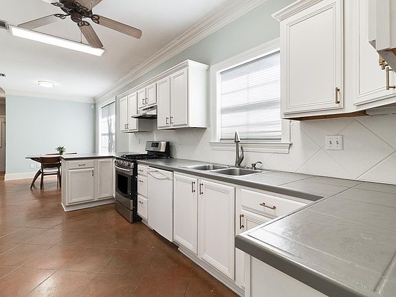 4th image of 126 Briarmeadow Dr