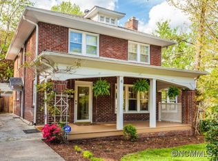 6 Brucemont Cir, Asheville, NC 28806