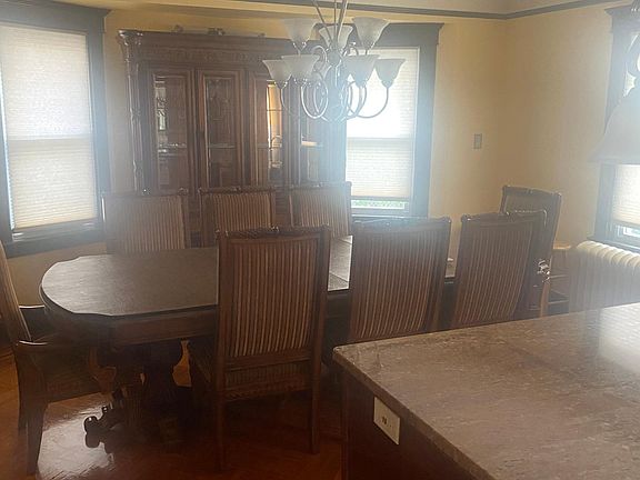 4th image of 429 Palisade Ave