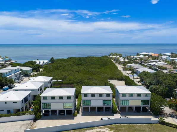 410 101st Street Ocean St #B, Marathon, FL 33050