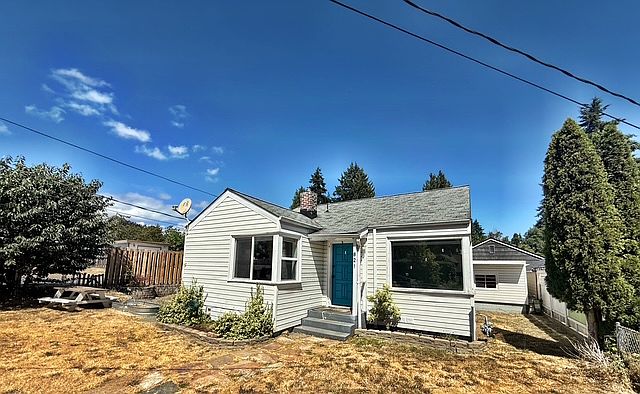 1st image of 821 S Summit Ave