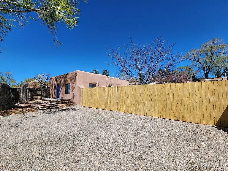 212 Tesuque Dr — Photo 21