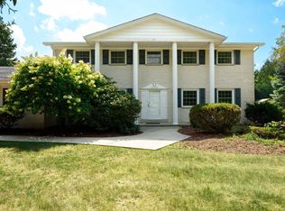 16565 Burleigh Pl, Brookfield, WI 53005