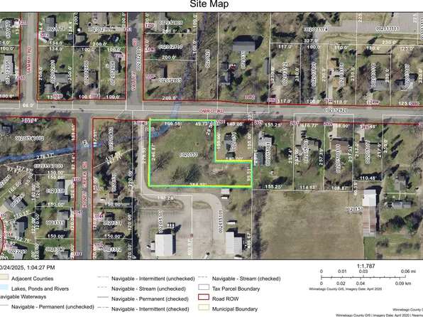 3009 Omro Rd, Oshkosh, WI 54904