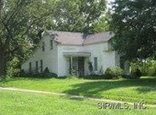 8201 N Humbert Rd, Brighton, IL 62012