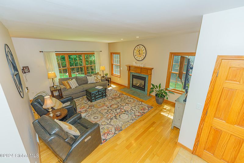 5th image of 116 Virginia Place
