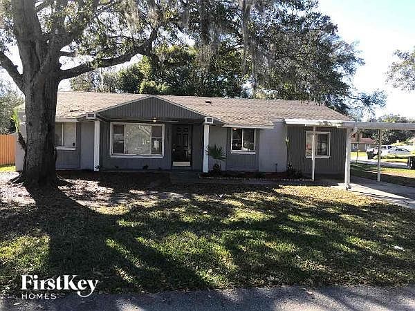 1st image of 2809 Banyan Ln
