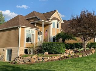 8249 Sashabaw Ridge Dr, Clarkston, MI 48348