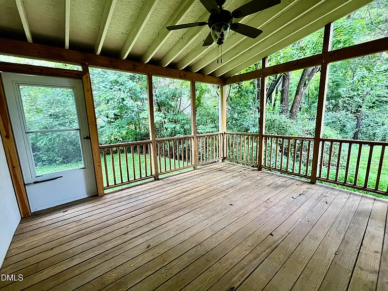 222 Waldo St — Photo 6