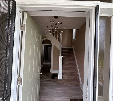2nd image of 5970 Minerva Ave