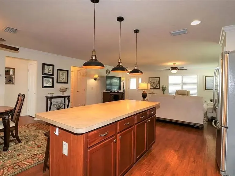 2393 Carriage Hill Way — Photo 9