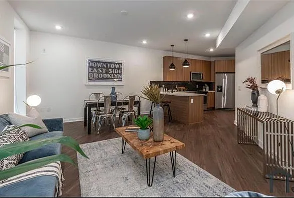 1836 E York St #203 — Photo 28