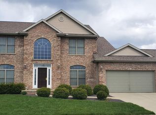 2517 Norton Rd, Bloomington, IL 61705