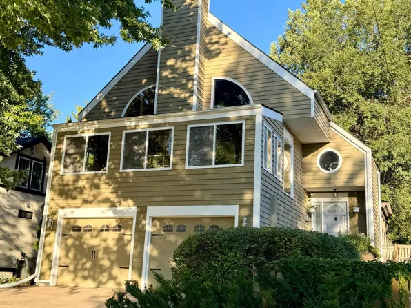 440 Morgan Ave S, Minneapolis, MN 55405