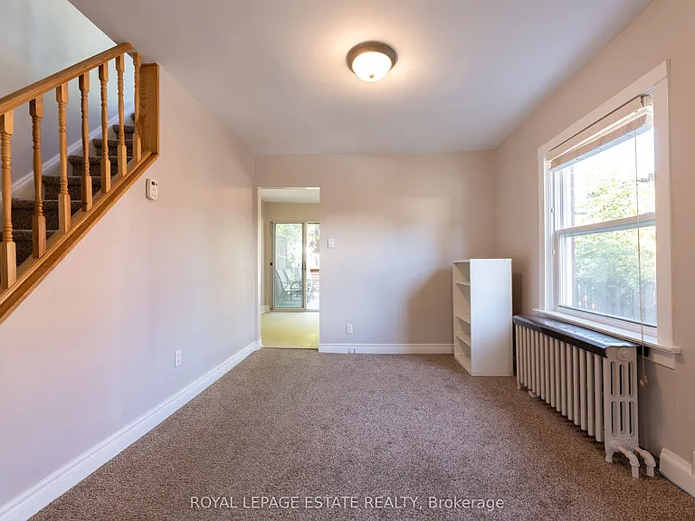326 Monarch Park Ave — Photo 5