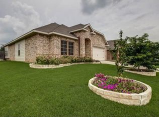 408 Northbrook Ave, Oak Pt, TX 75068