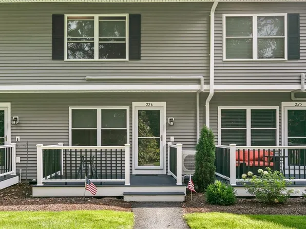 200 Post Rd APT 226, Warwick, RI 02888