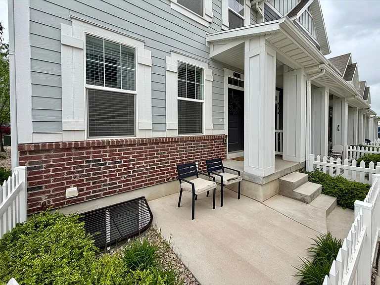 263 E Kirsten Ln — Photo 14