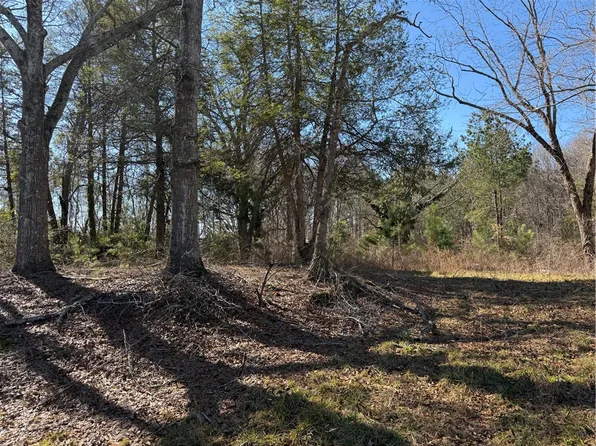 311 Doyle St, Westminster, SC 29693