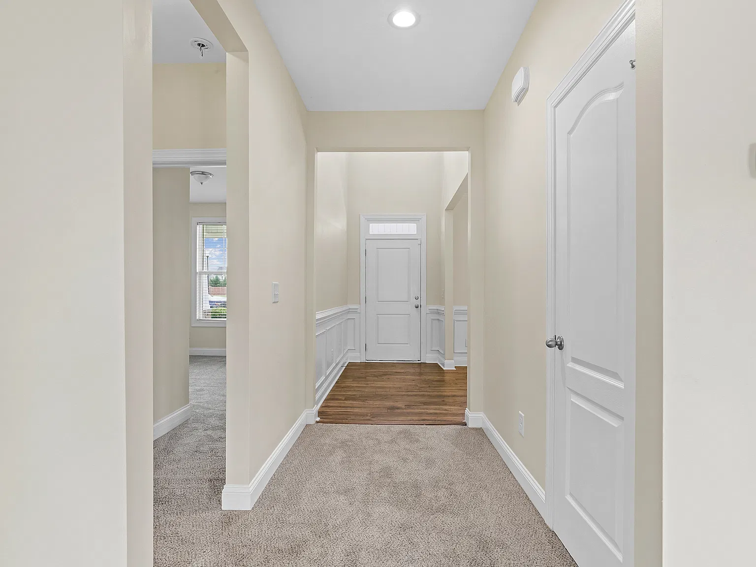 102 Bollienger Dr - 1 — Photo 2