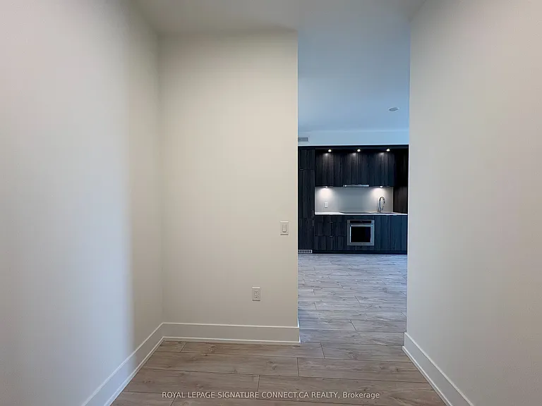 858 Dupont St #607 — Photo 12