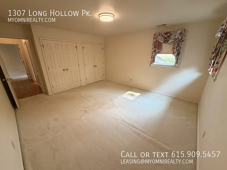1307 Long Hollow Pike — Photo 8