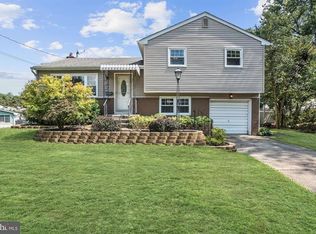 212 Front St, Mount Holly, NJ 08060