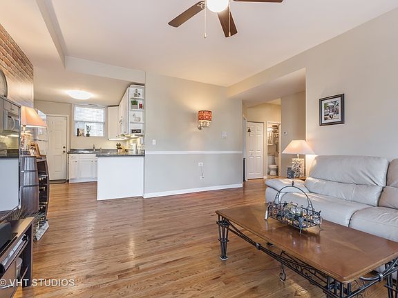 4th image of 4903 N Lawndale Ave APT 1