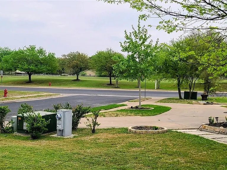 2517 Jacqueline Dr — Photo 4