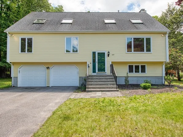 160 Hampton Rd, Sharon, MA 02067