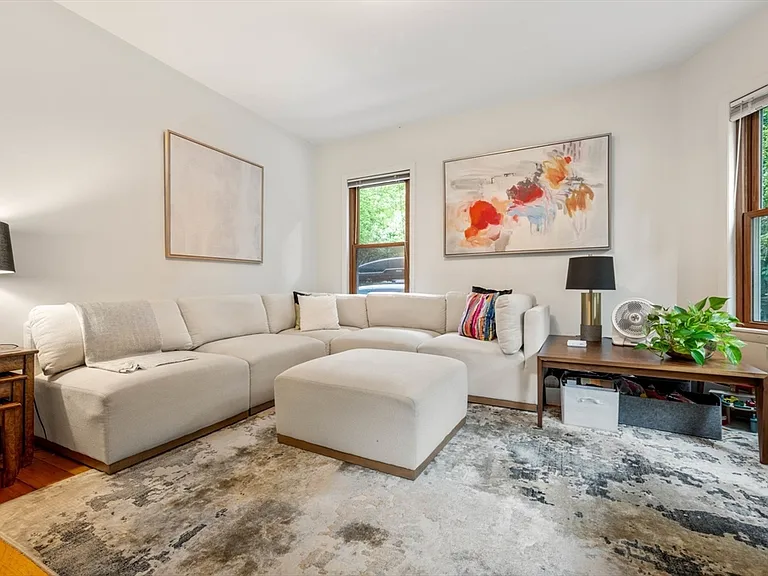 51 Creighton St #1 — Photo 5