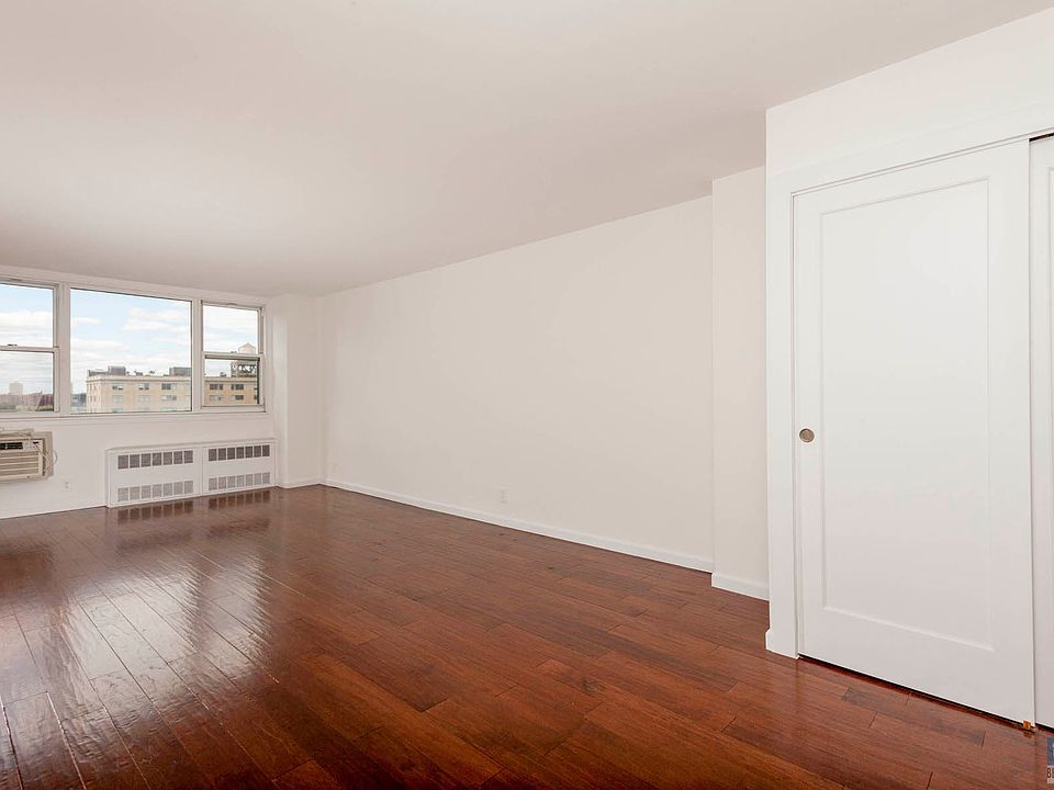 1st image of 61 Jane St APT 11N