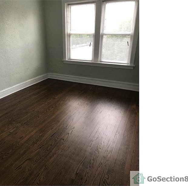 1st image of 1410 E 62nd Pl APT 3