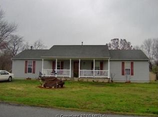 40230 Beach Dr, Mechanicsville, MD 20659