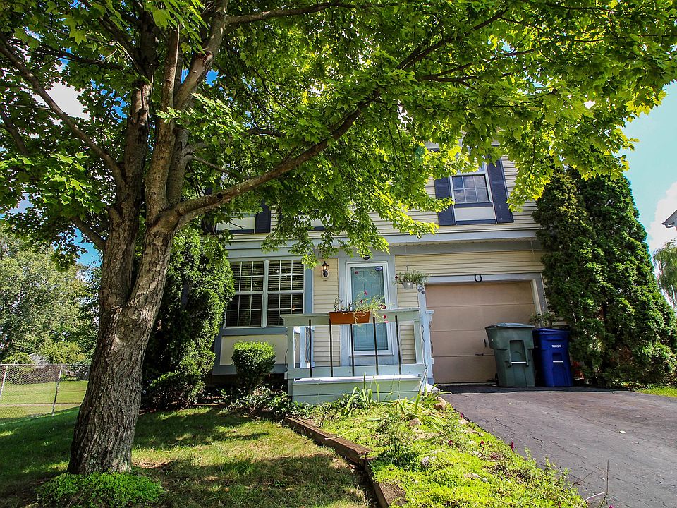 1st image of 1284 Crossbrook Blvd
