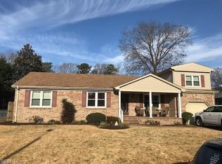 5556 Macguffie St, Virginia Beach, VA 23464