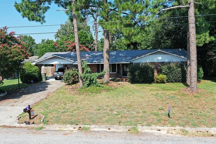 1st image of 614 Ashley Cir