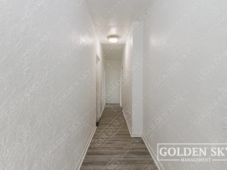 717 N Mulberry St #2 — Photo 8