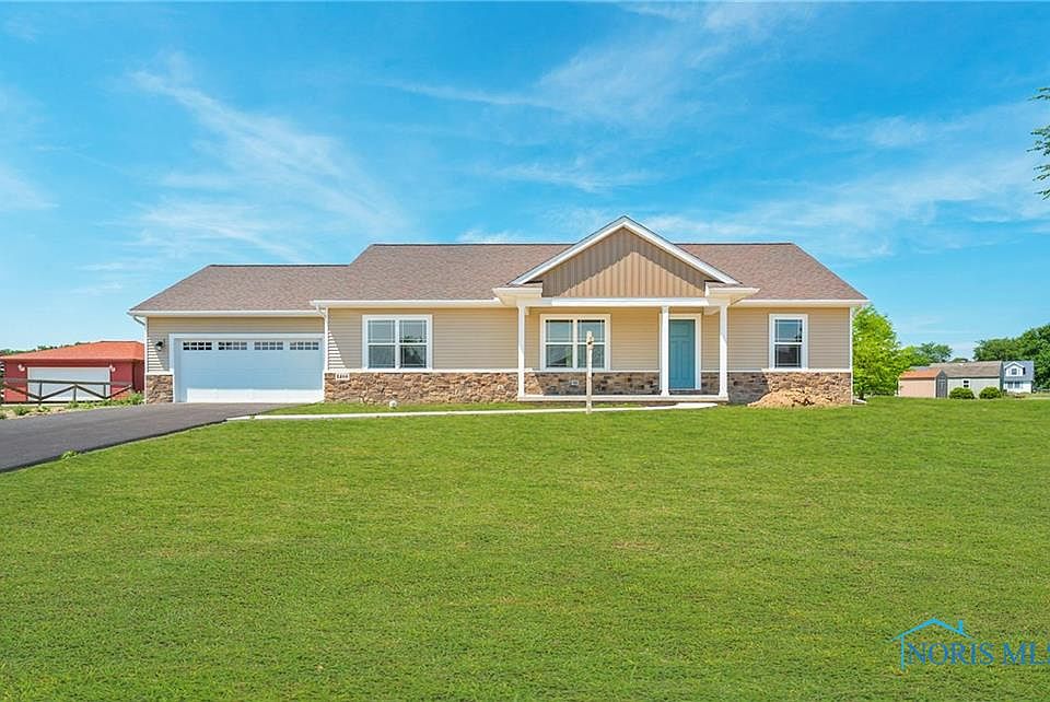 1st image of 1466 Circle Dr